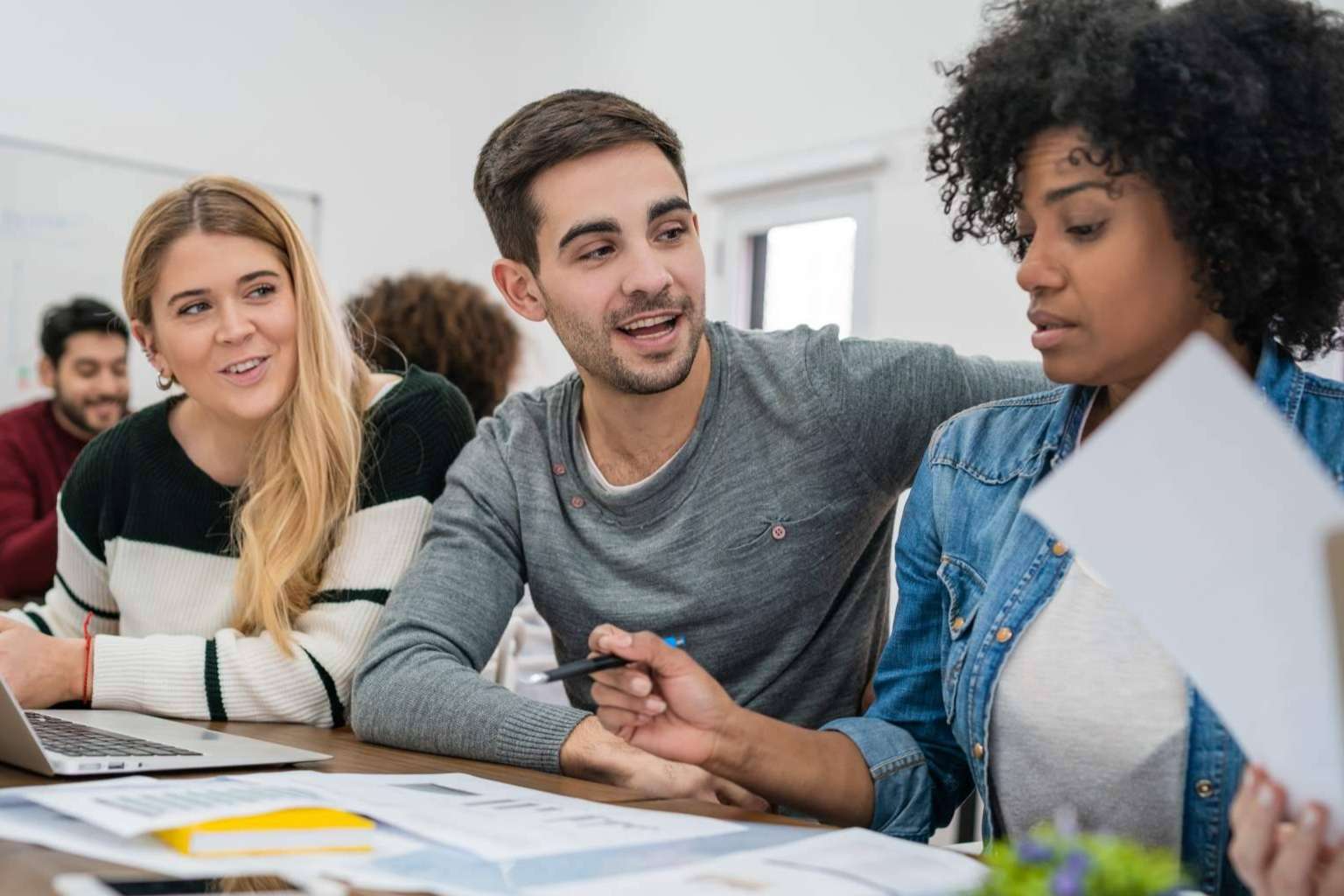 La importancia de la educación universitaria en la formación de profesionales