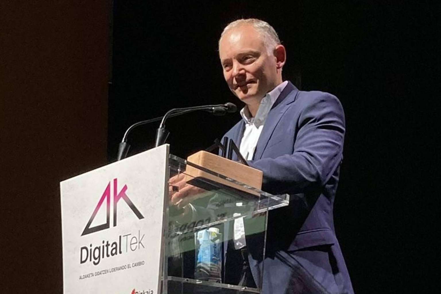 LA SALVE recibe el premio 'Digital Tek' como empresa vasca que lidera el cambio y la transformación digital