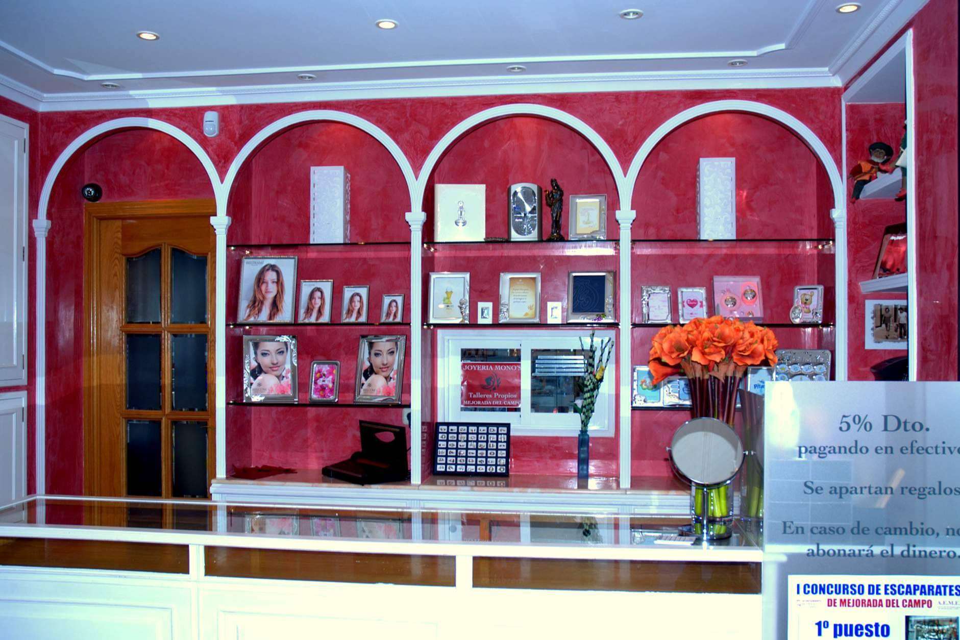 Dónde encontrar un pintor decorativo y aplicador de pinturas de alta decoración en Madrid