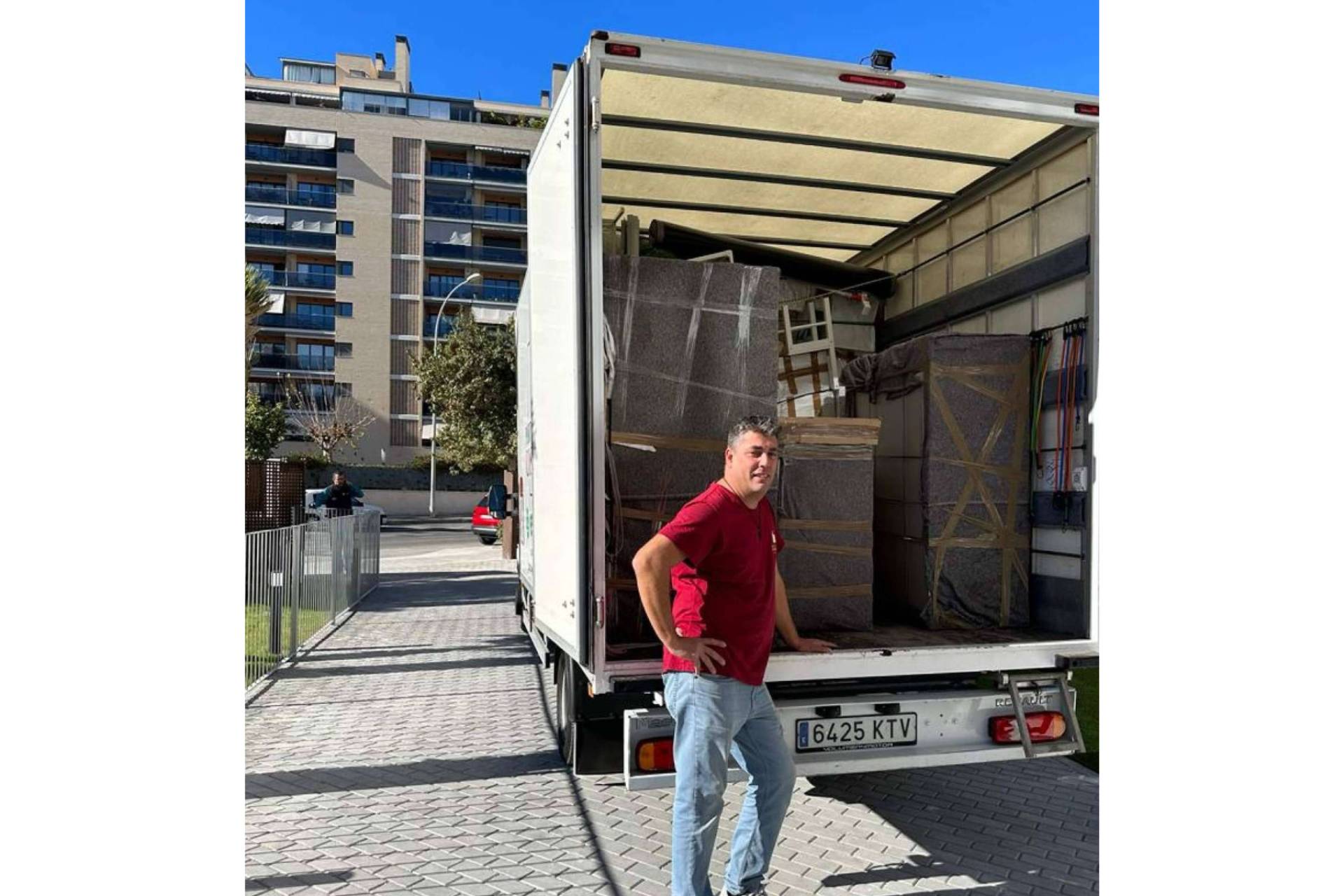 Portes y Mudanzas CostaBlanca analiza los retos del sector en Alicante