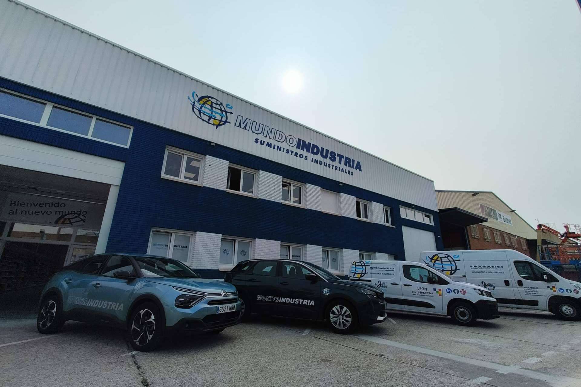 Mundo Industria refuerza su presencia en Castilla y León con tiendas físicas y su ferretería industrial online