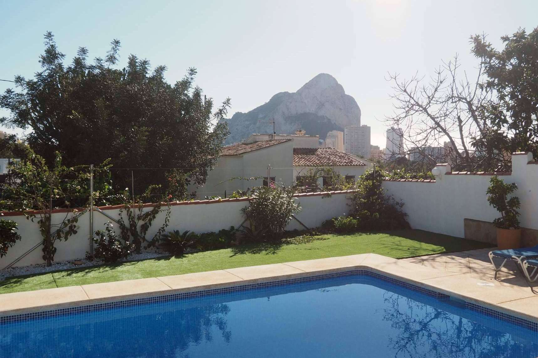 Alquileres Agatha Martínez ofrece villas y apartamentos turísticos en Calpe