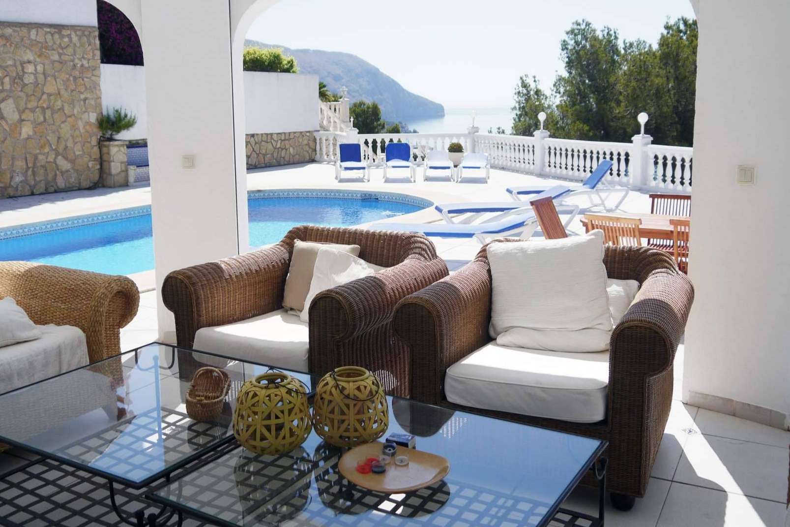 Villas y apartamentos con piscina en Calpe, la propuesta estival de Alquileres Agatha Martínez