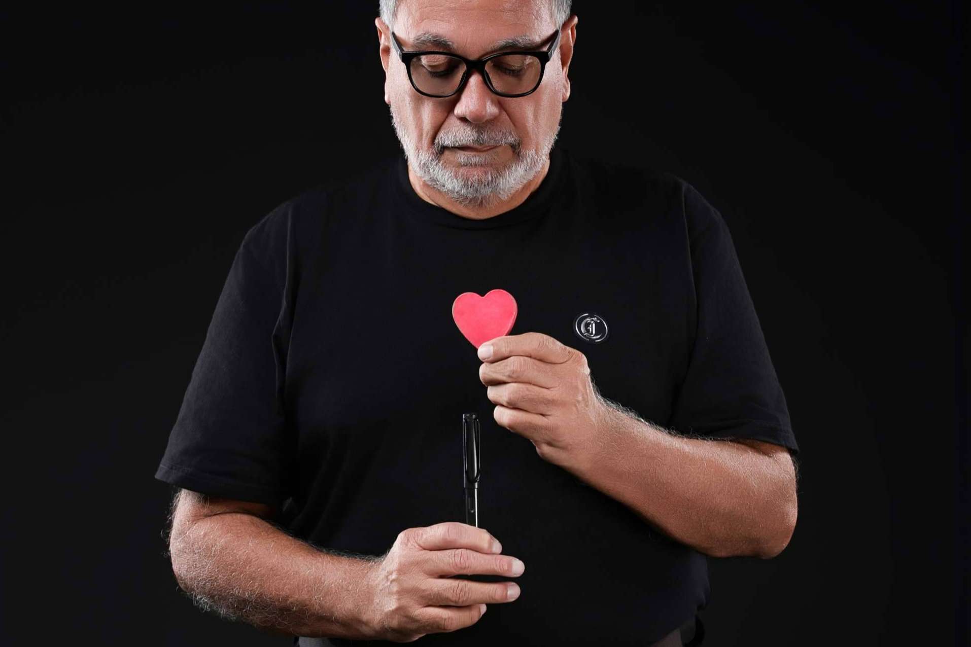 La finitud y el duelo anticipado, a debate en el nuevo libro de Germán A. DeLaRosa