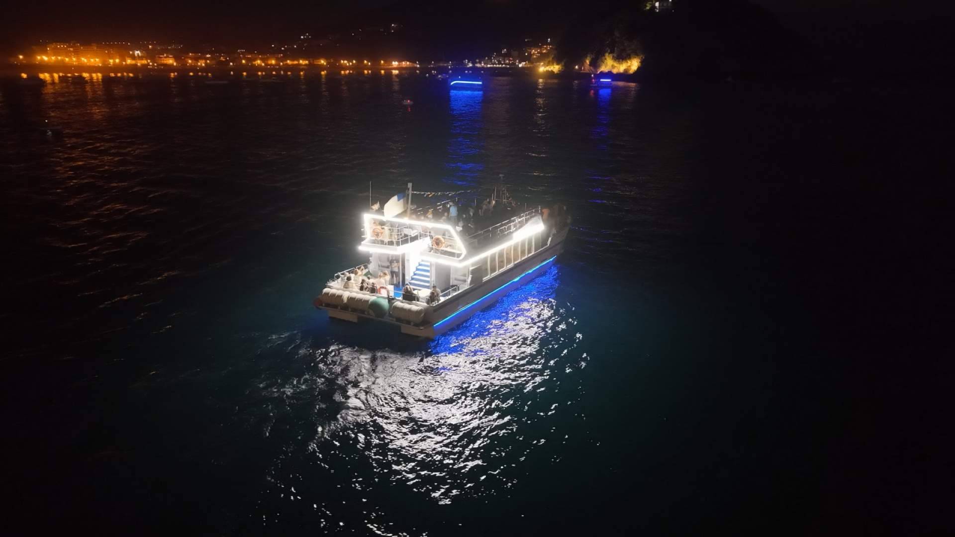 La experiencia marítima más limpia; navegación real 0 emisiones en el Catamarán Finanzauto Ciudad San Sebastián