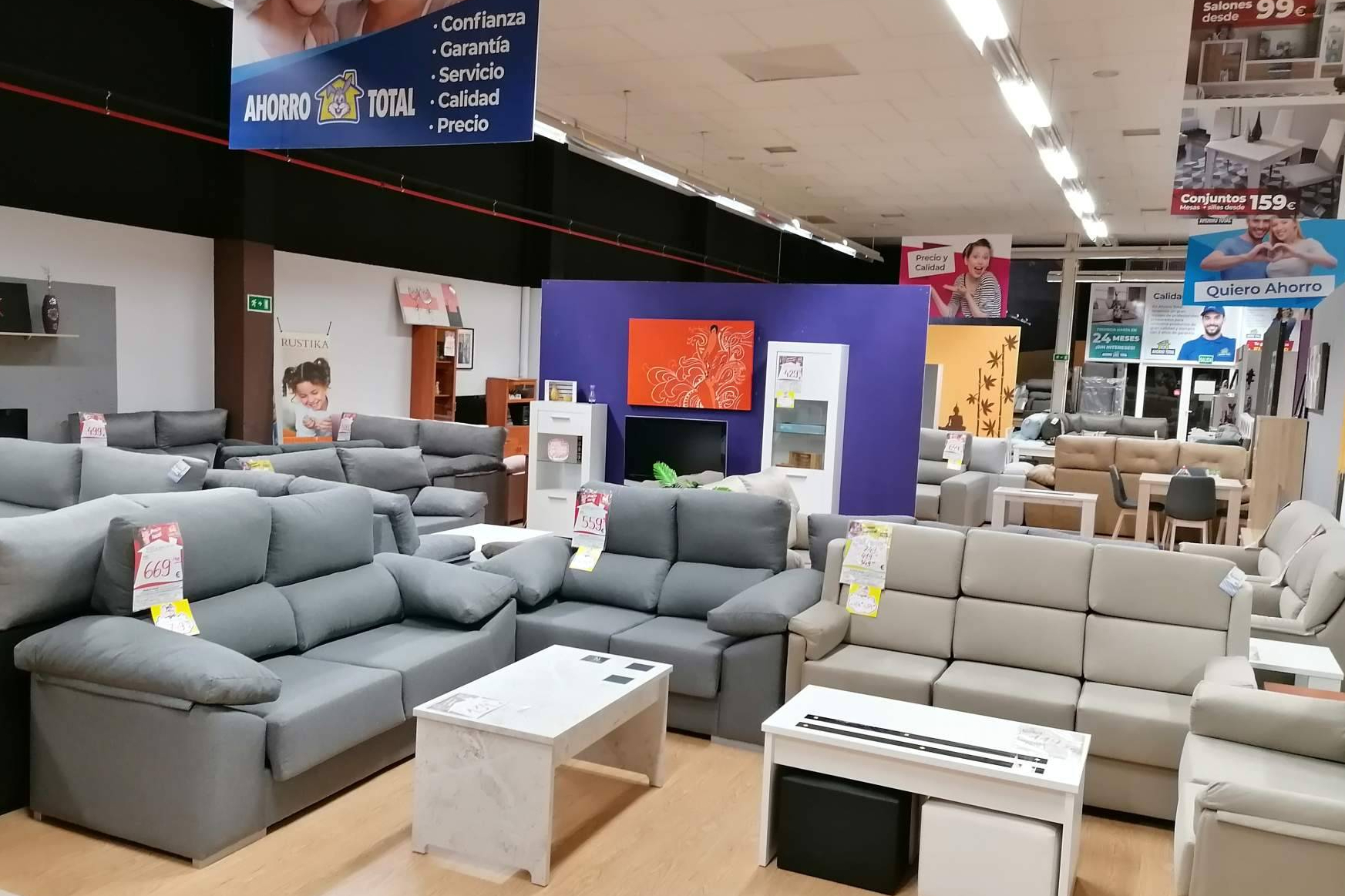 Ahorro Total demuestra que no hace falta esperar al Black Friday para comprar muebles al mejor precio