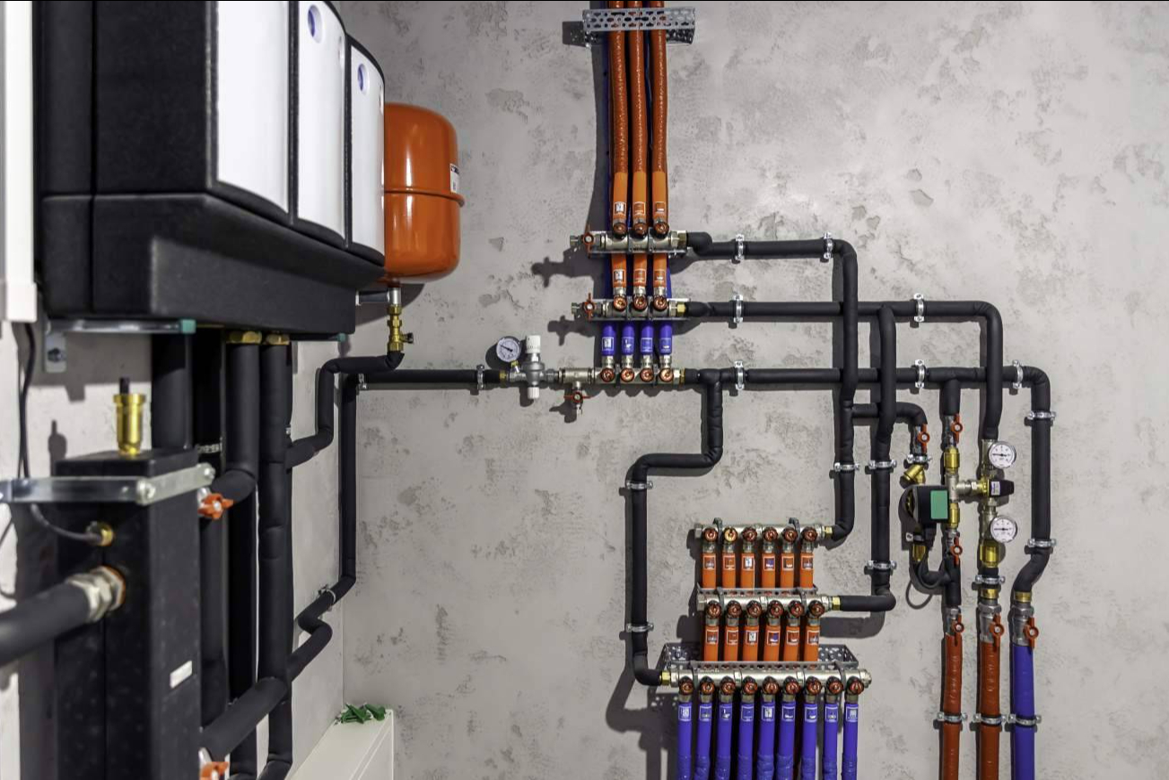 Agua limpia en circuitos térmicos; clave para mejorar la eficiencia energética y reducir el consumo