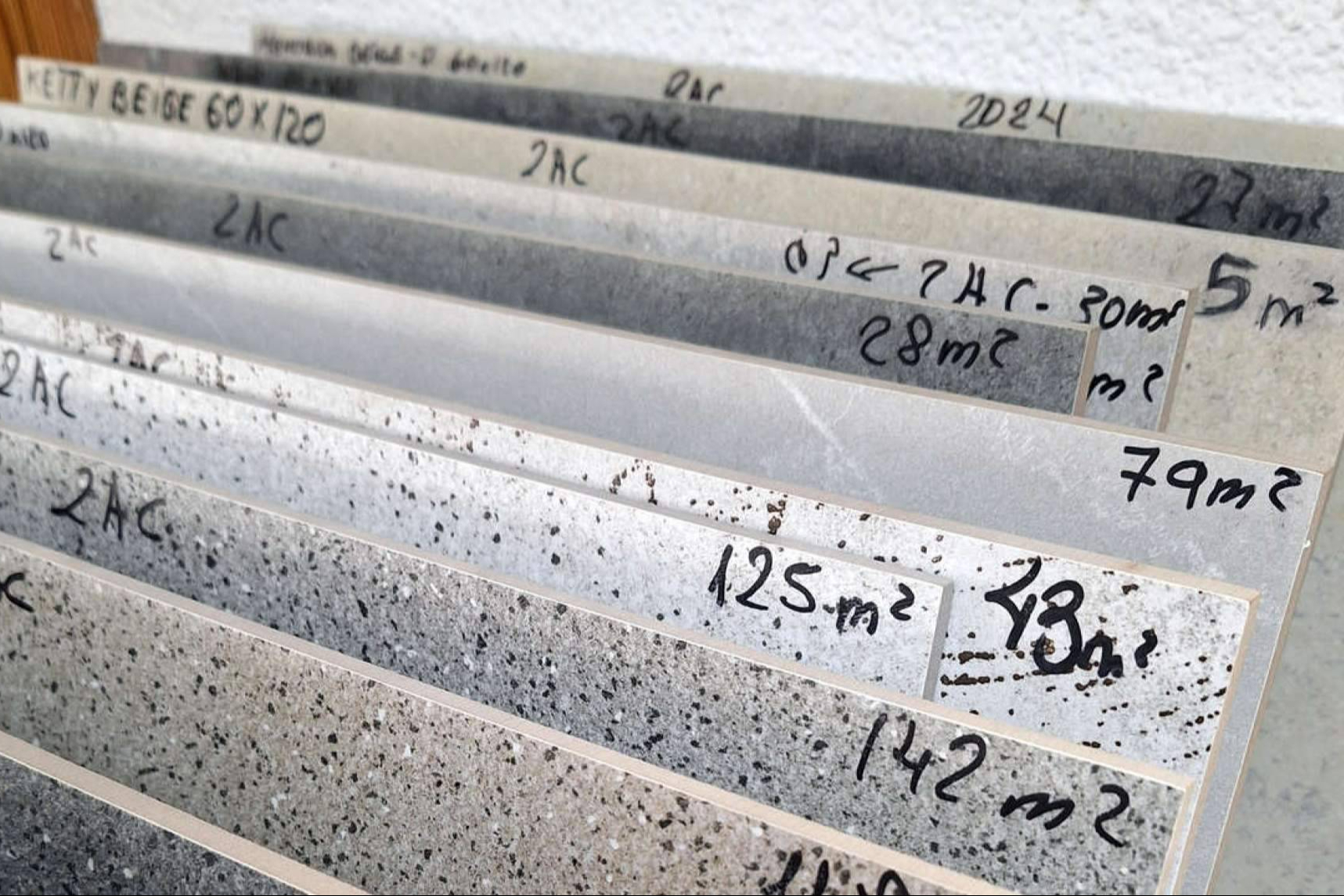 Artegres consolida su propuesta en cerámica con azulejos porcelánicos outlet en stock limitado