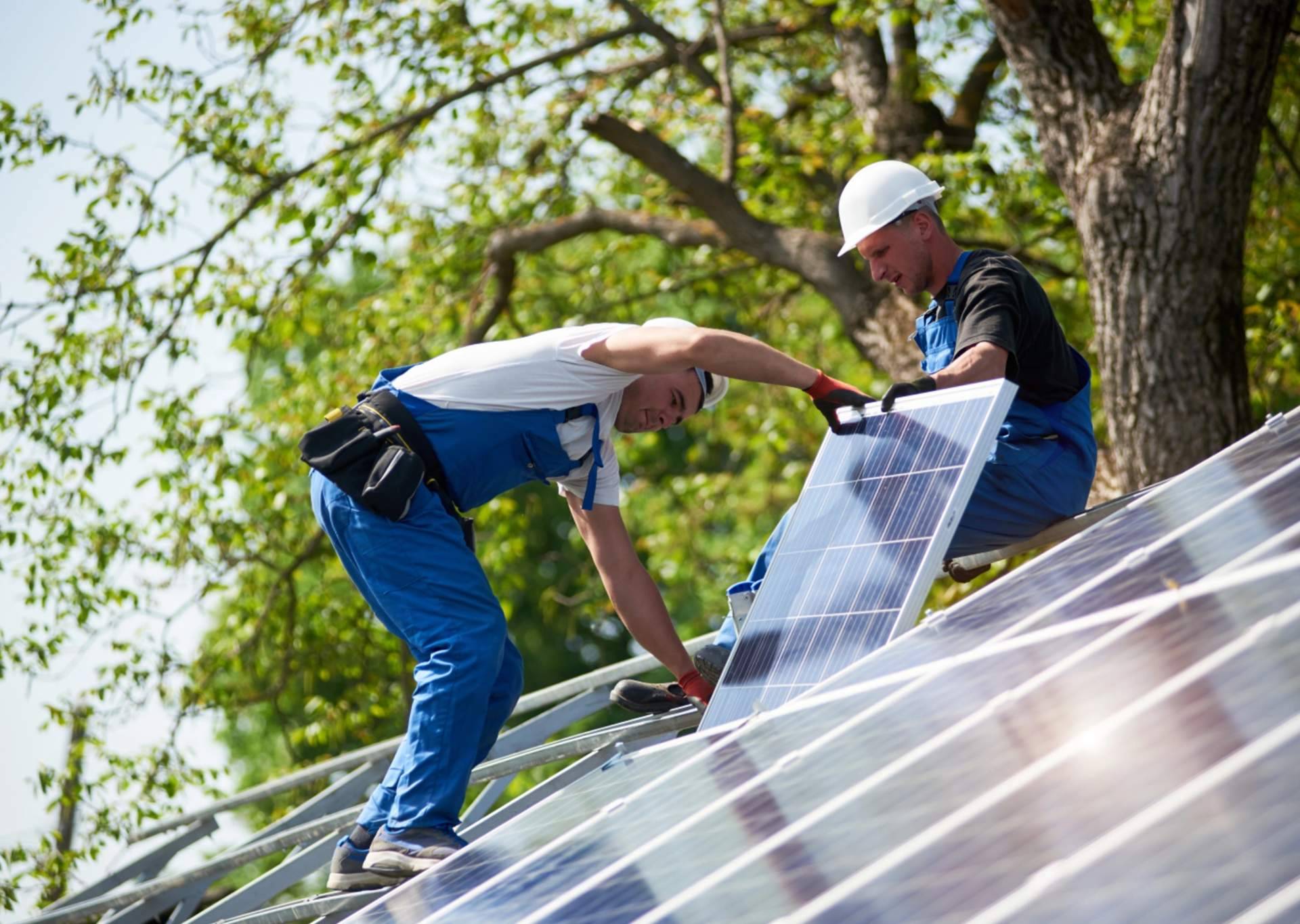 El Gobierno amplía a cinco kilómetros el radio de autoconsumo y refuerza la instalación de paneles solares en viviendas y negocios