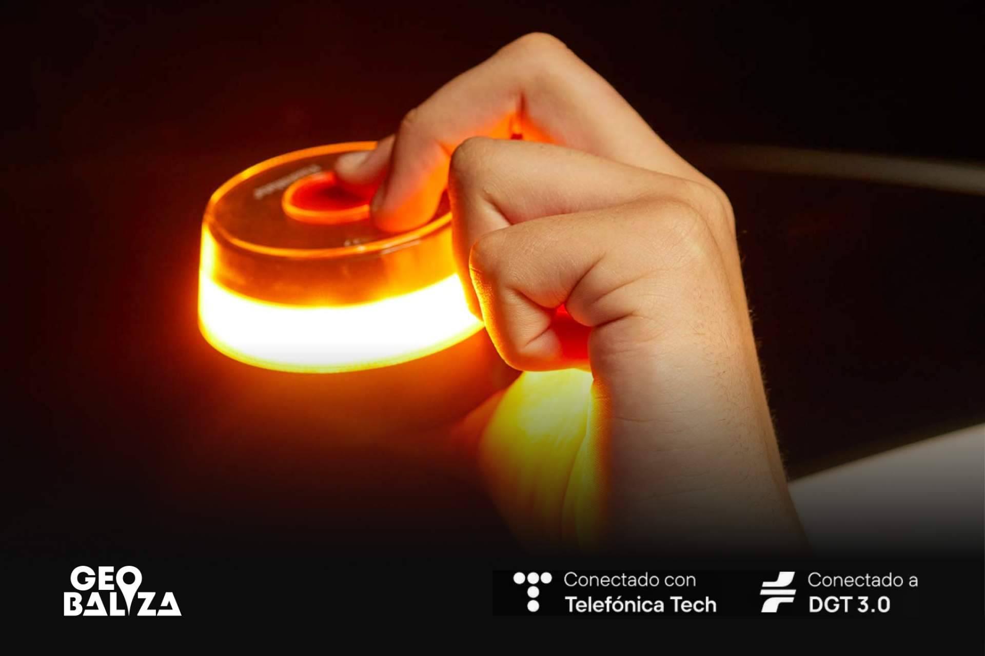 Geobaliza ofrece un precio destacado para su baliza V16 geolocalizable y conectada a DGT 3.0