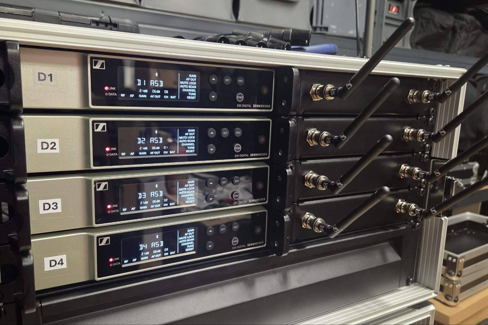 Alquiler micrófono inalámbrico profesional en Barcelona; ASB Audiovisuals incorpora los sistemas Sennheiser EW-D
