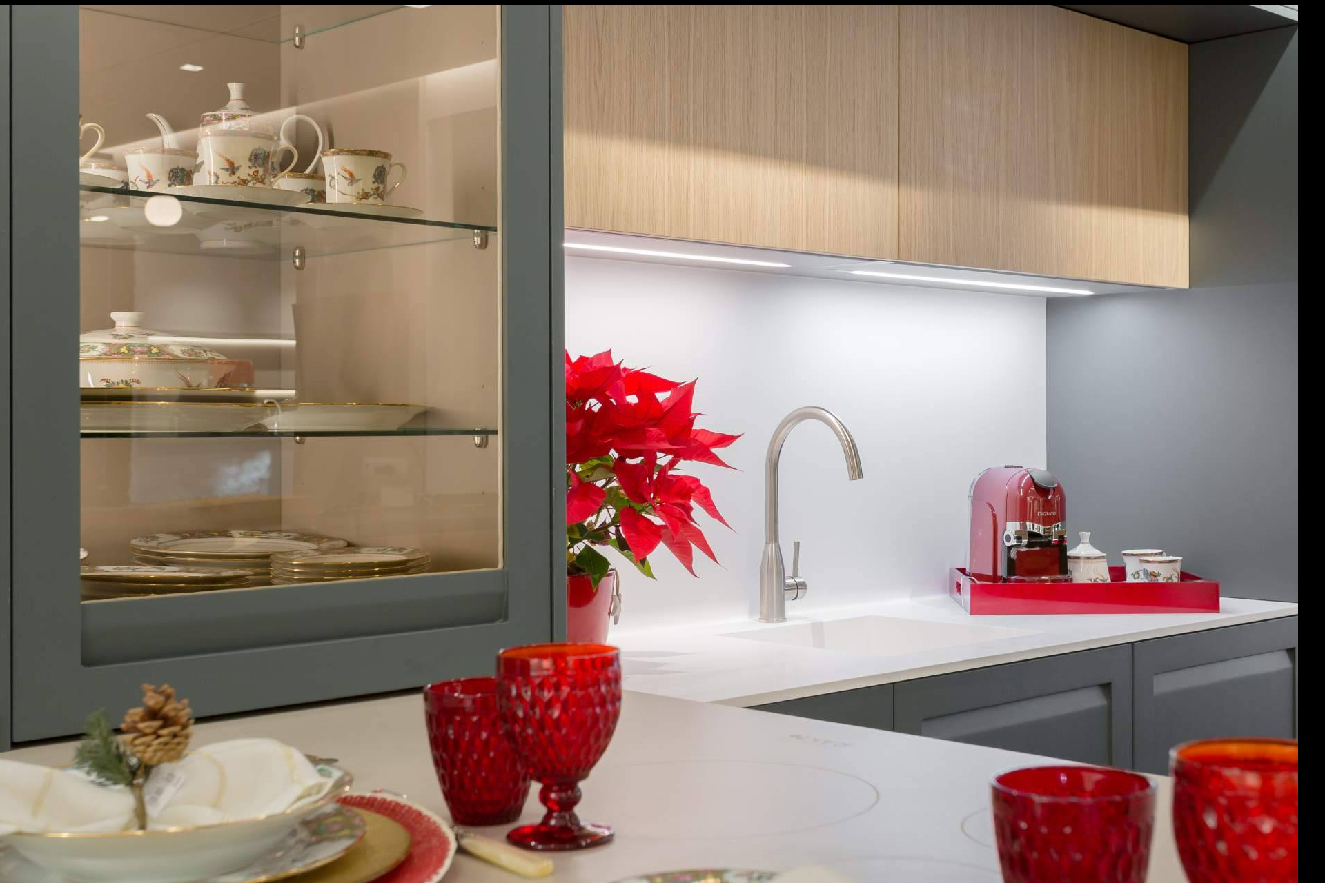 Davinia ofrece consejos para decorar la cocina en Navidad con elegancia, funcionalidad y estilo propio