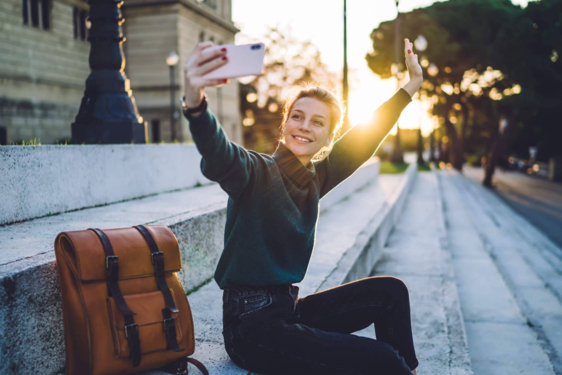 Automatización para lanzar y escalar campañas de microinfluencers en 22 países
