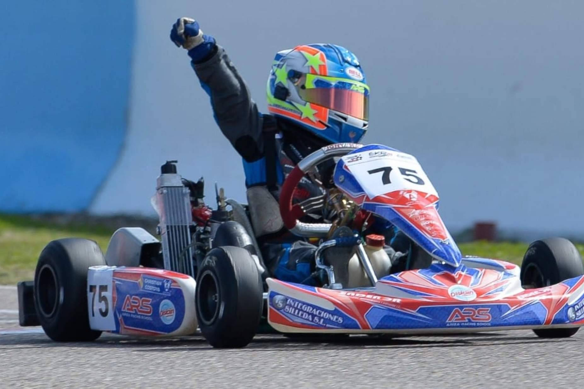 Pegatinas para kart y quad de ADHESIVOSEMBARRADOS; personalización total y materiales de alta resistencia