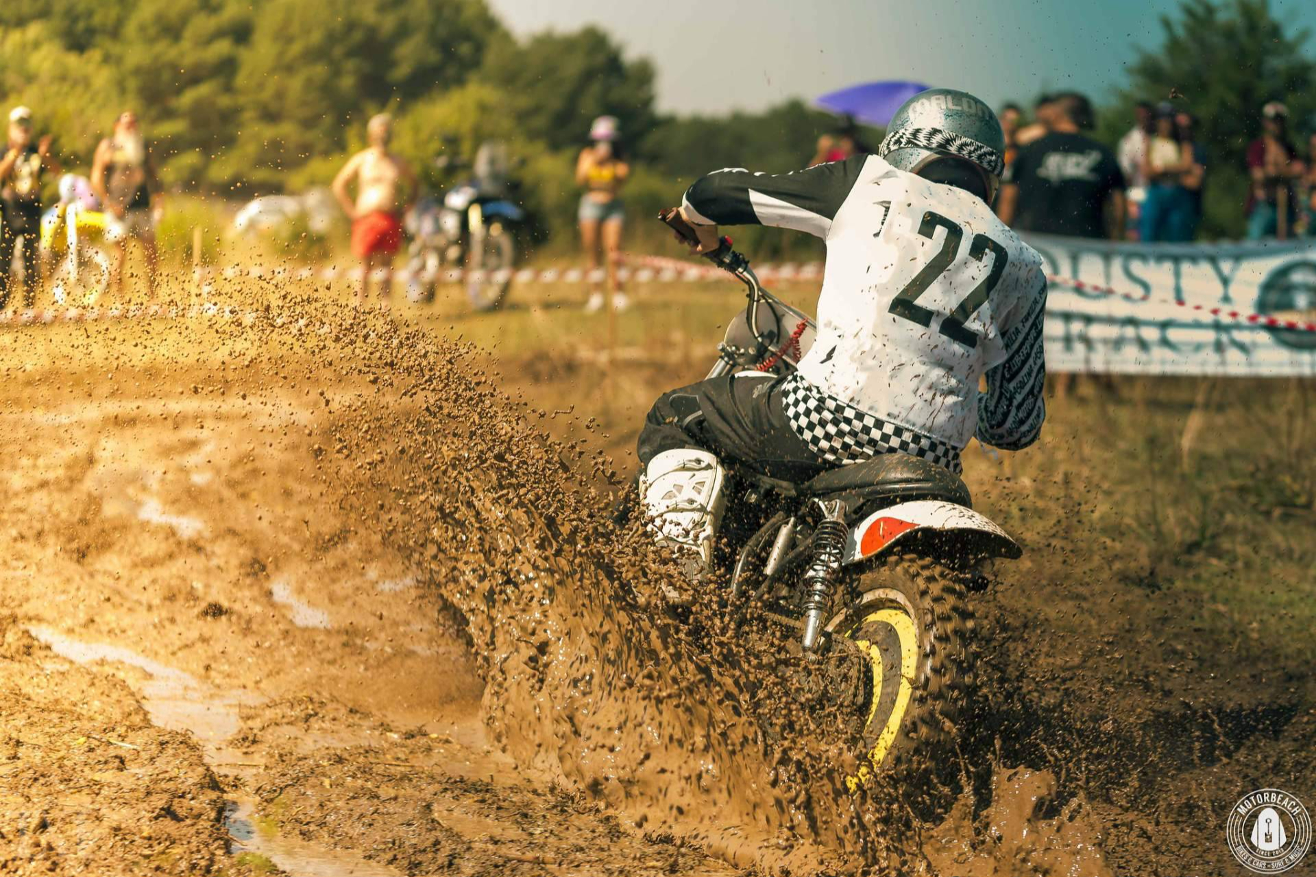 Motorbeach Festival 2026; la rebelión del beach lifestyle vuelve a la Comarca de Pinares (Vinuesa)