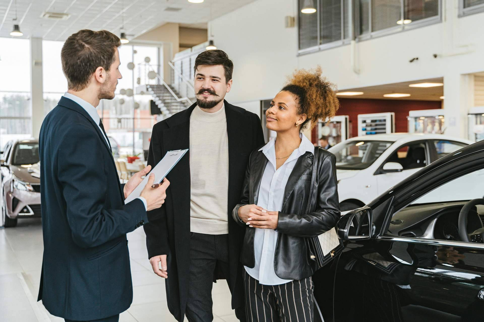 La prórroga a los coches de combustión redefine el mercado automotriz; M Renting ofrece claves para entenderl