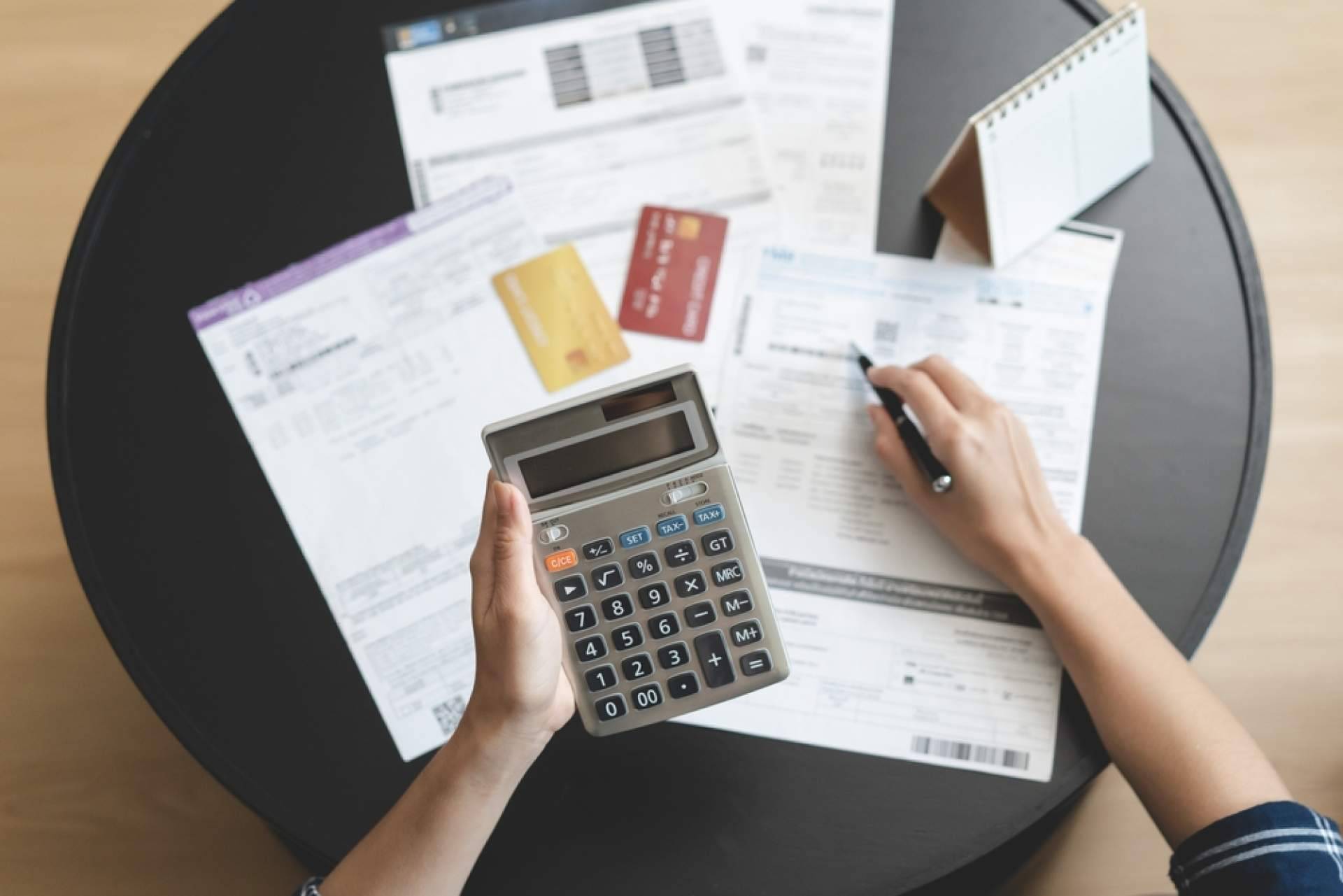 Tarjetas y préstamos sin salida; Repara tu Deuda Abogados ofrece solución con la Ley de Segunda Oportunidad
