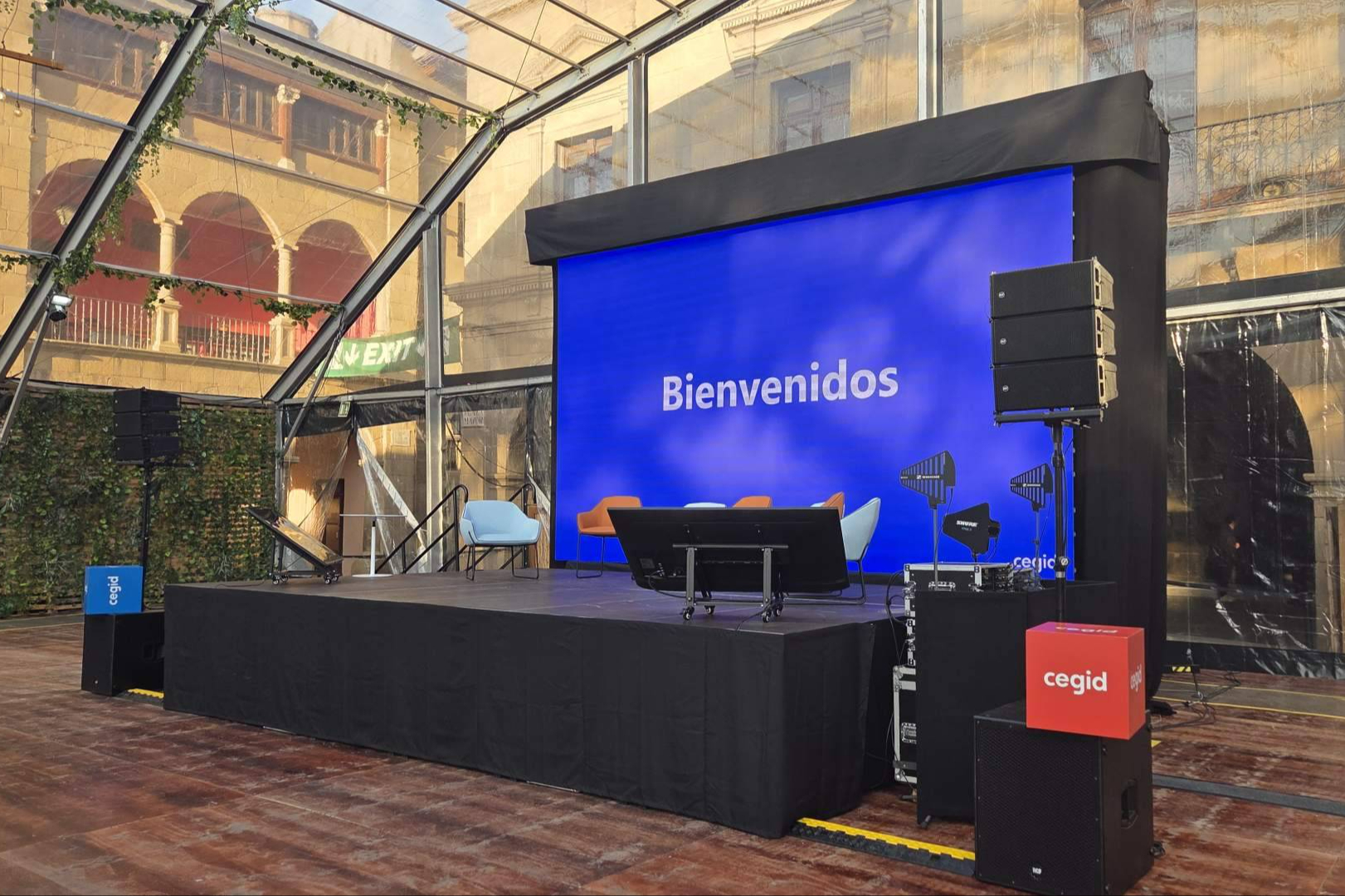 Alquiler profesional de equipos audiovisuales para eventos corporativos con ASB Audiovisuals