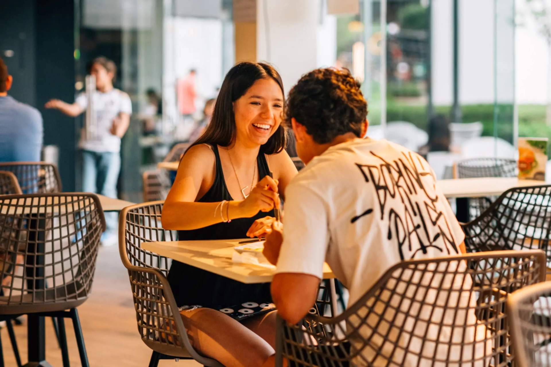 Gelatiamo; modelo híbrido y solidez europea en la franquicia gelato para el emprendedor chileno
