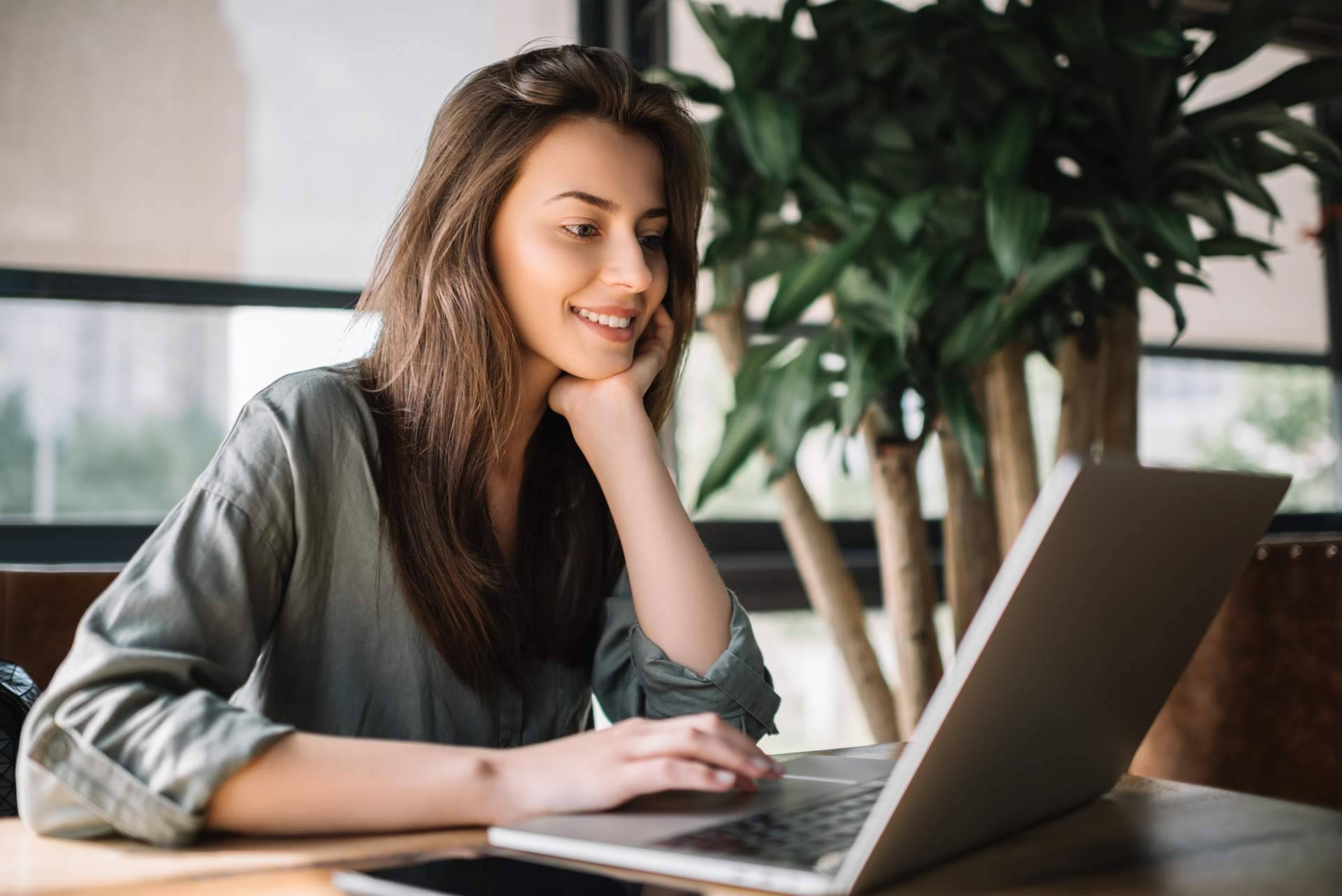 Academia de alemán, ventajas y diferencias entre cursos online y presenciales