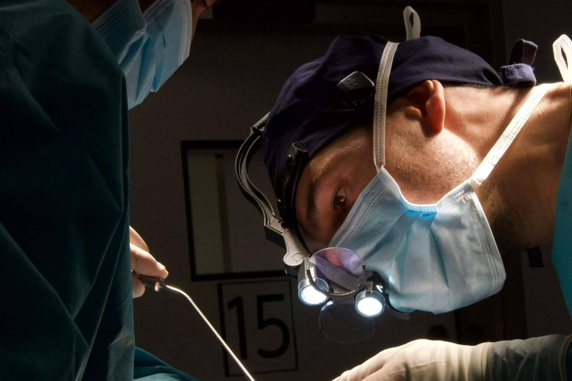 El diseño de nariz personalizado, la propuesta del Dr. Alfonso Campos para una armonía facial única