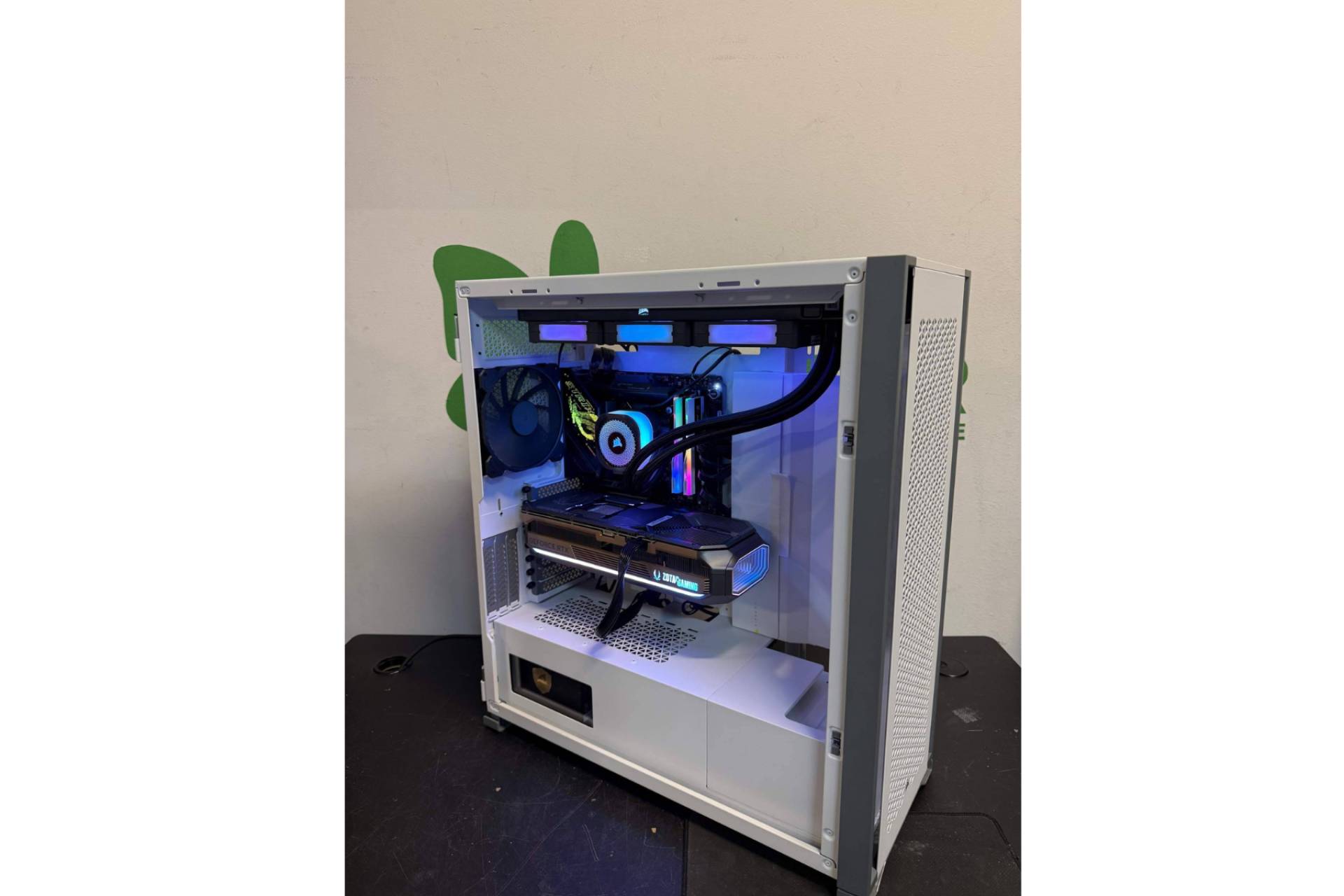 Nuevas condiciones en Aussar facilitan el acceso a PCs con NVIDIA de Zotac y Gainward sin costes adicionales