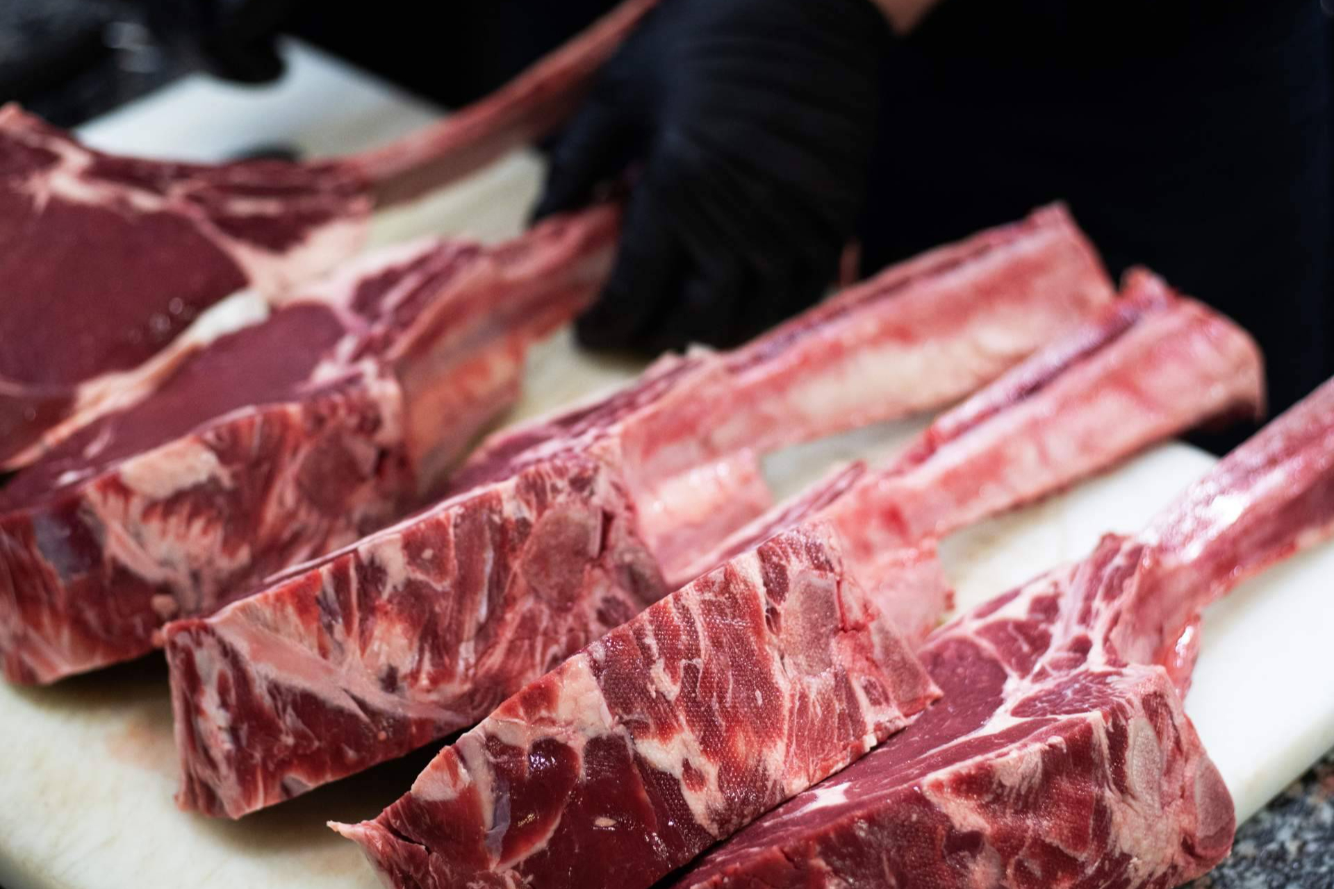 Dónde comer carne a la brasa en Madrid; propuestas que marcan la diferencia