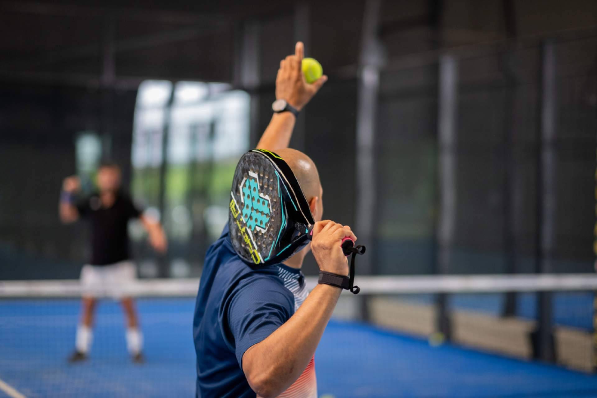 Estudiantes del MBA de ESIE participan en un torneo de pádel que refuerza los vínculos académicos