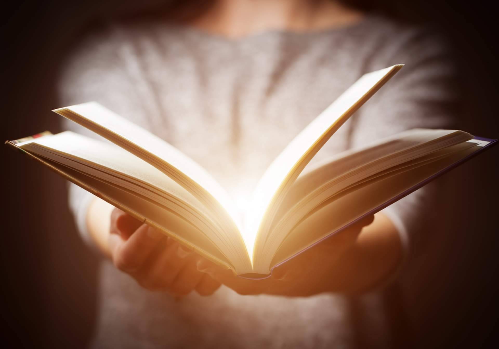 Plagio e IA en los TFG; la propuesta de ApruebaTodo para reforzar la originalidad