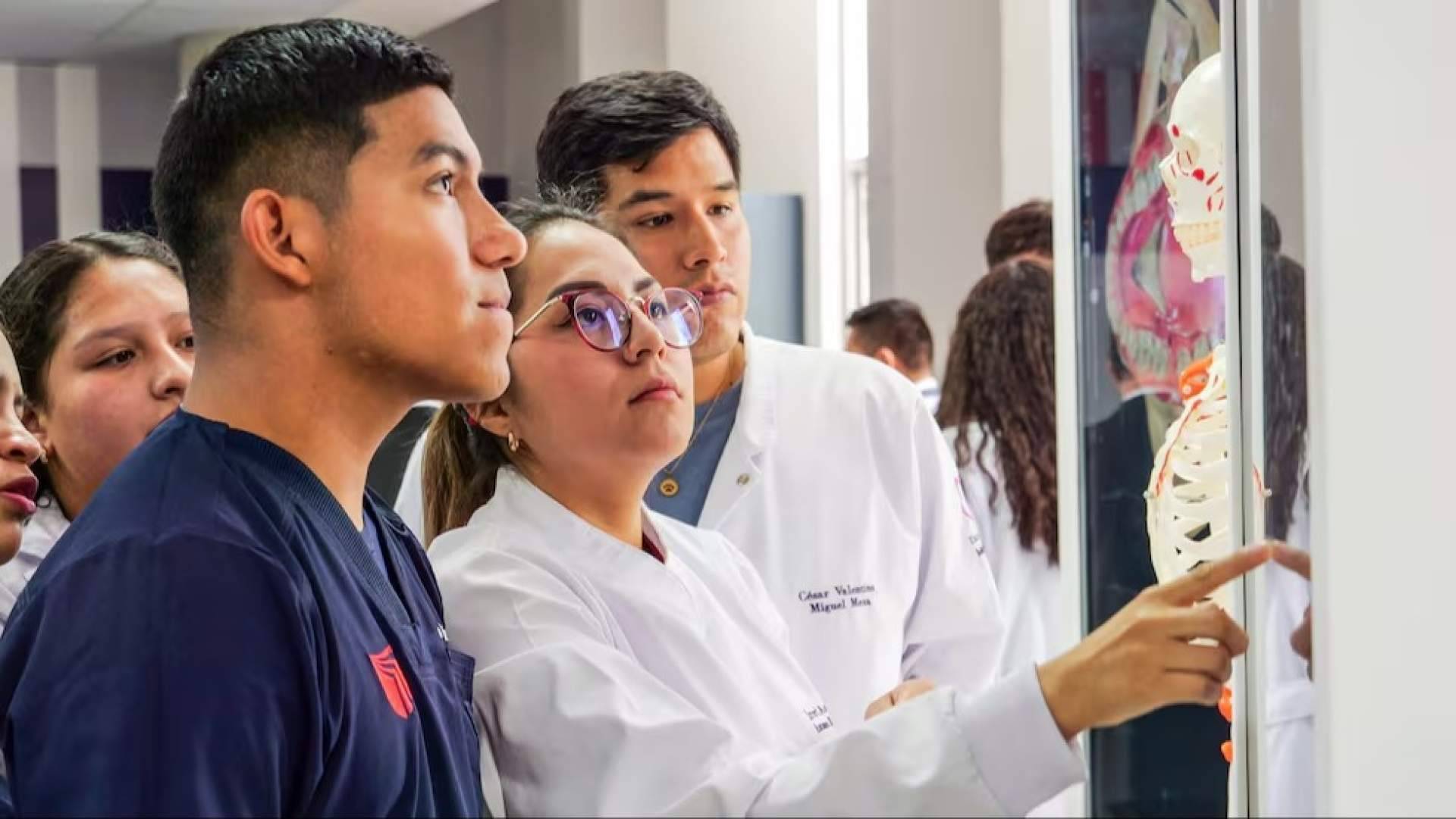 ¿Dónde estudiar Medicina en Perú?